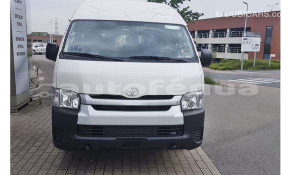 Buy Import Toyota Hiace White Car in Import - Dubai in Marquesas Buy Import Toyota Hiace White Car in Import - Dubai in Marquesas