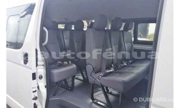 Buy Import Toyota Hiace White Car in Import - Dubai in Marquesas Buy Import Toyota Hiace White Car in Import - Dubai in Marquesas