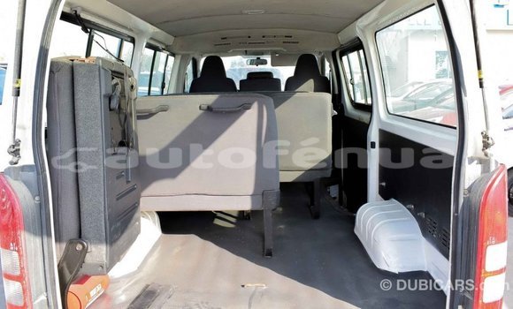 Buy Import Toyota Hiace White Car in Import - Dubai in Marquesas Buy Import Toyota Hiace White Car in Import - Dubai in Marquesas