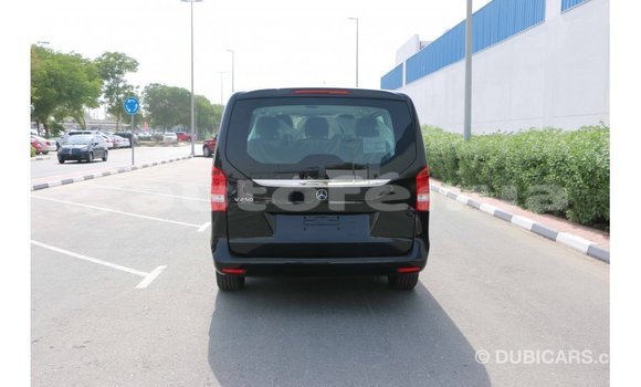 Acheter Import Voiture Mercedes-Benz 250 Noir à Import - Dubai, Marquesas Acheter Import Voiture Mercedes-Benz 250 Noir à Import - Dubai, Marquesas