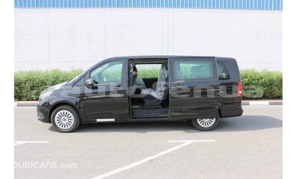 Acheter Import Voiture Mercedes-Benz 250 Noir à Import - Dubai, Marquesas Acheter Import Voiture Mercedes-Benz 250 Noir à Import - Dubai, Marquesas