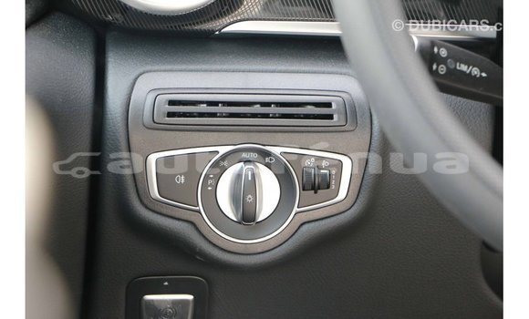 Acheter Import Voiture Mercedes-Benz 250 Noir à Import - Dubai, Marquesas Acheter Import Voiture Mercedes-Benz 250 Noir à Import - Dubai, Marquesas