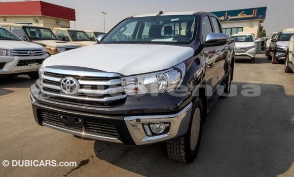 Acheter Import Voiture Toyota Hilux Noir à Import - Dubai, Marquesas Acheter Import Voiture Toyota Hilux Noir à Import - Dubai, Marquesas