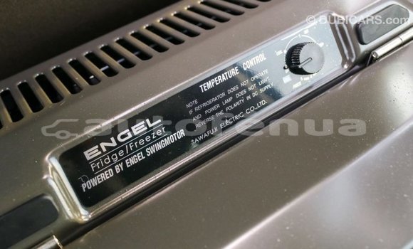 Acheter Import Voiture Toyota Coaster Blanc à Import - Dubai, Marquesas Acheter Import Voiture Toyota Coaster Blanc à Import - Dubai, Marquesas