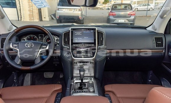 Acheter Import Voiture Toyota Land Cruiser Noir à Import - Dubai, Marquesas Acheter Import Voiture Toyota Land Cruiser Noir à Import - Dubai, Marquesas