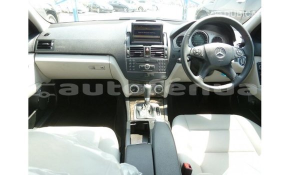 Buy Import Mercedes-Benz 200 Black Car in Import - Dubai in Marquesas Buy Import Mercedes-Benz 200 Black Car in Import - Dubai in Marquesas