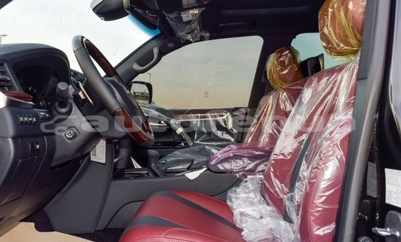 Acheter Import Voiture Lexus LX Noir à Import - Dubai, Marquesas Acheter Import Voiture Lexus LX Noir à Import - Dubai, Marquesas