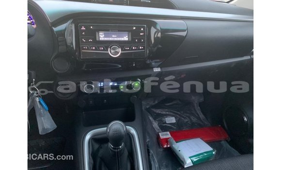 Buy Import Toyota Hilux Black Car in Import - Dubai in Marquesas Buy Import Toyota Hilux Black Car in Import - Dubai in Marquesas