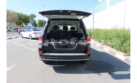 Acheter Import Voiture Toyota Land Cruiser Noir à Import - Dubai, Marquesas Acheter Import Voiture Toyota Land Cruiser Noir à Import - Dubai, Marquesas