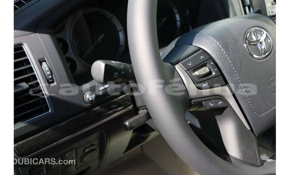 Acheter Import Voiture Toyota Land Cruiser Noir à Import - Dubai, Marquesas Acheter Import Voiture Toyota Land Cruiser Noir à Import - Dubai, Marquesas