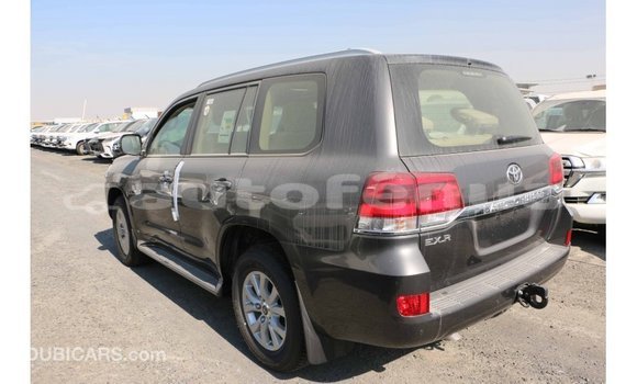 Acheter Import Voiture Toyota Land Cruiser Noir à Import - Dubai, Marquesas Acheter Import Voiture Toyota Land Cruiser Noir à Import - Dubai, Marquesas