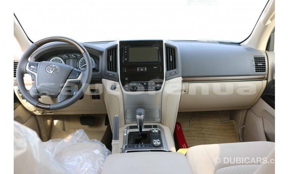 Acheter Import Voiture Toyota Land Cruiser Noir à Import - Dubai, Marquesas Acheter Import Voiture Toyota Land Cruiser Noir à Import - Dubai, Marquesas