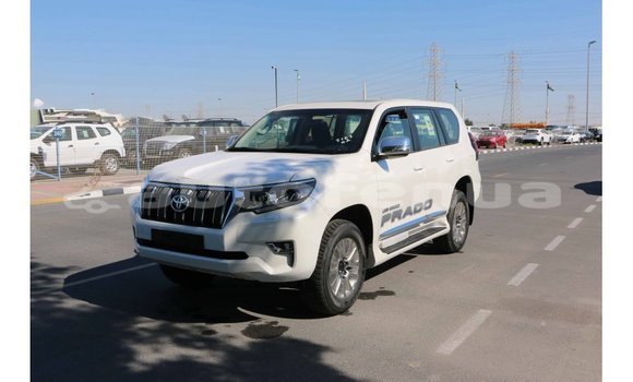 Acheter Import Voiture Toyota Prado Blanc à Import - Dubai, Marquesas Acheter Import Voiture Toyota Prado Blanc à Import - Dubai, Marquesas