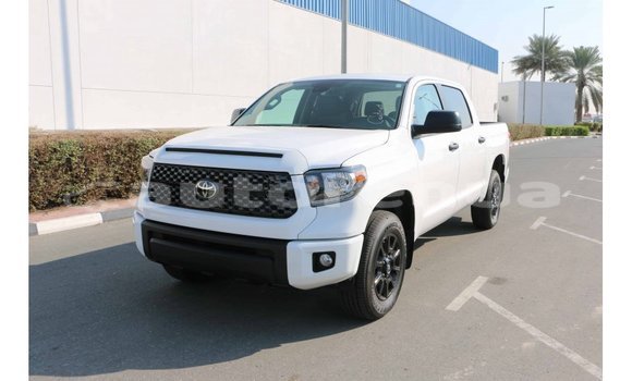 Acheter Import Voiture Toyota Tundra Blanc à Import - Dubai, Marquesas Acheter Import Voiture Toyota Tundra Blanc à Import - Dubai, Marquesas