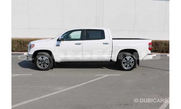 Acheter Import Voiture Toyota Tundra Blanc à Import - Dubai, Marquesas Acheter Import Voiture Toyota Tundra Blanc à Import - Dubai, Marquesas