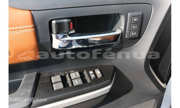 Acheter Import Voiture Toyota Tundra Blanc à Import - Dubai, Marquesas Acheter Import Voiture Toyota Tundra Blanc à Import - Dubai, Marquesas