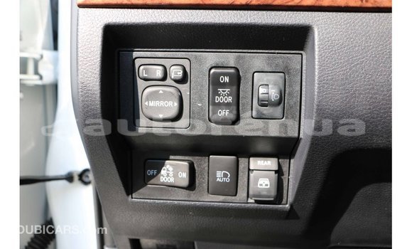 Acheter Import Voiture Toyota Tundra Blanc à Import - Dubai, Marquesas Acheter Import Voiture Toyota Tundra Blanc à Import - Dubai, Marquesas