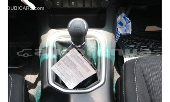 Acheter Import Voiture Toyota Hilux Blanc à Import - Dubai, Marquesas Acheter Import Voiture Toyota Hilux Blanc à Import - Dubai, Marquesas