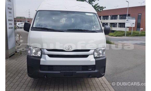 Buy Import Toyota Hiace White Car in Import - Dubai in Marquesas Buy Import Toyota Hiace White Car in Import - Dubai in Marquesas