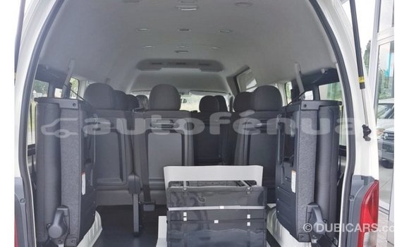 Buy Import Toyota Hiace White Car in Import - Dubai in Marquesas Buy Import Toyota Hiace White Car in Import - Dubai in Marquesas