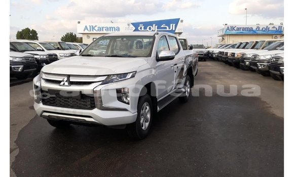Acheter Import Voiture Mitsubishi L200 Blanc à Import - Dubai, Marquesas Acheter Import Voiture Mitsubishi L200 Blanc à Import - Dubai, Marquesas
