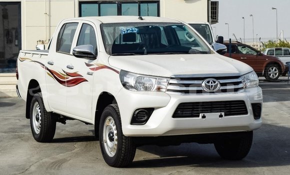 Buy Import Toyota Hilux White Car in Import - Dubai in Marquesas Buy Import Toyota Hilux White Car in Import - Dubai in Marquesas