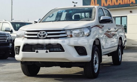 Buy Import Toyota Hilux White Car in Import - Dubai in Marquesas Buy Import Toyota Hilux White Car in Import - Dubai in Marquesas