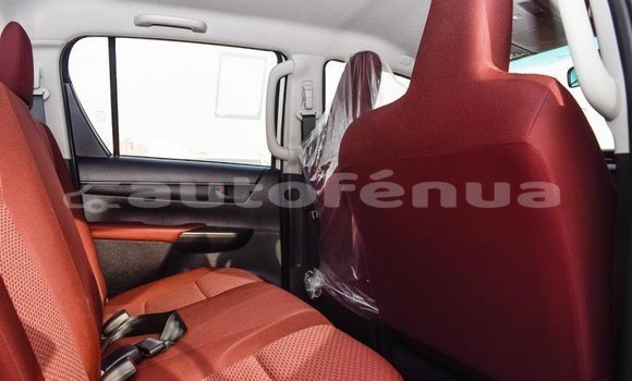 Buy Import Toyota Hilux White Car in Import - Dubai in Marquesas Buy Import Toyota Hilux White Car in Import - Dubai in Marquesas