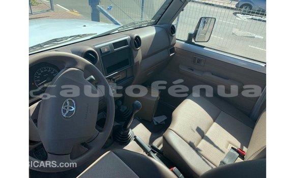 Buy Import Mitsubishi i White Car in Import - Dubai in Marquesas Buy Import Mitsubishi i White Car in Import - Dubai in Marquesas