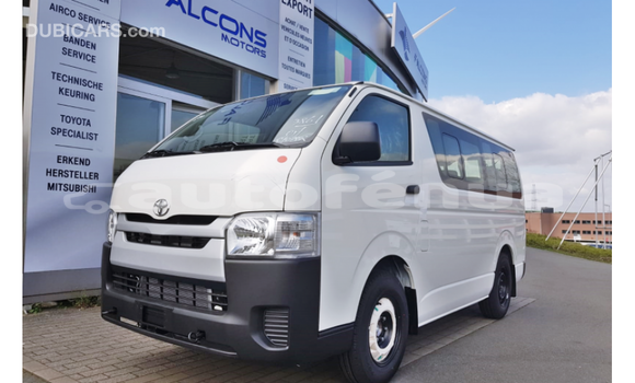 Buy Import Toyota Hiace White Car in Import - Dubai in Marquesas Buy Import Toyota Hiace White Car in Import - Dubai in Marquesas