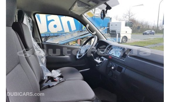 Buy Import Toyota Hiace White Car in Import - Dubai in Marquesas Buy Import Toyota Hiace White Car in Import - Dubai in Marquesas