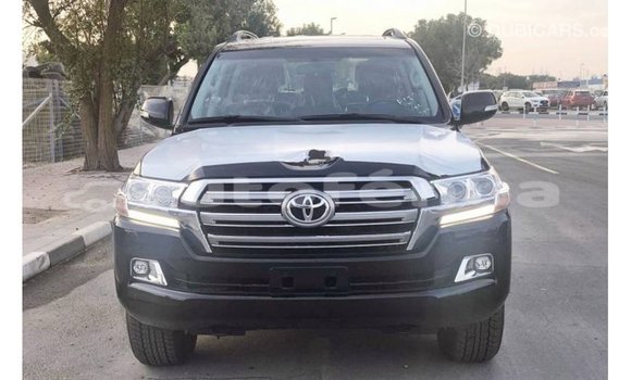 Buy Import Toyota Land Cruiser Black Car in Import - Dubai in Marquesas Buy Import Toyota Land Cruiser Black Car in Import - Dubai in Marquesas