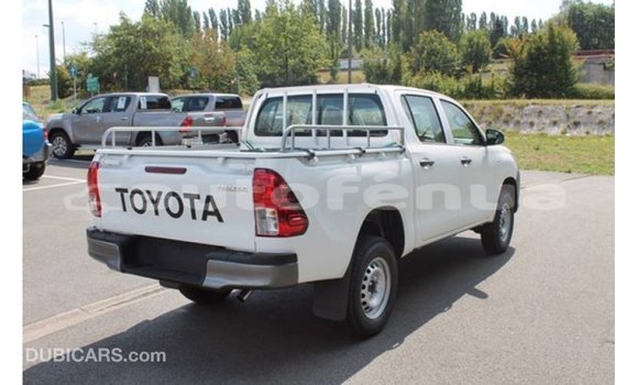 Buy Import Toyota Hilux White Car in Import - Dubai in Marquesas Buy Import Toyota Hilux White Car in Import - Dubai in Marquesas