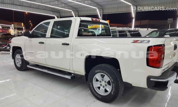 Buy Import Chevrolet Silverado White Car in Import - Dubai in Marquesas Buy Import Chevrolet Silverado White Car in Import - Dubai in Marquesas