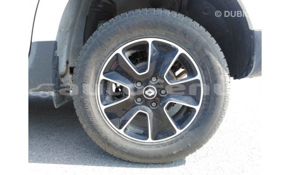 Acheter Import Voiture Renault Duster Blanc à Import - Dubai, Marquesas Acheter Import Voiture Renault Duster Blanc à Import - Dubai, Marquesas