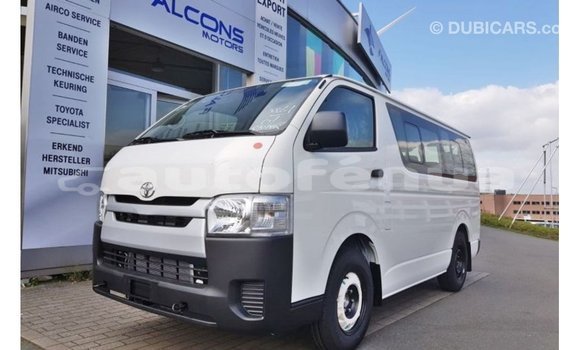 Buy Import Toyota Hiace White Car in Import - Dubai in Marquesas Buy Import Toyota Hiace White Car in Import - Dubai in Marquesas