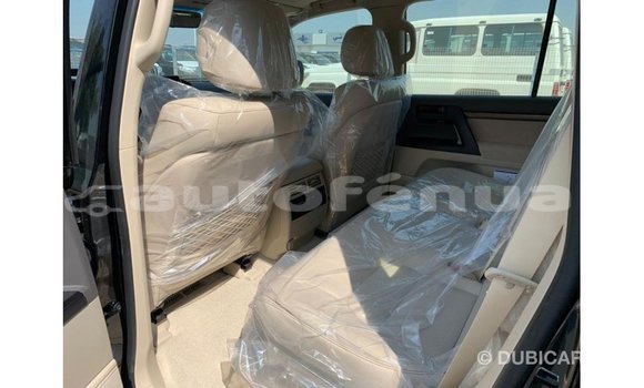 Buy Import Toyota Land Cruiser Black Car in Import - Dubai in Marquesas Buy Import Toyota Land Cruiser Black Car in Import - Dubai in Marquesas