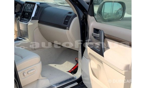 Buy Import Toyota Land Cruiser Black Car in Import - Dubai in Marquesas Buy Import Toyota Land Cruiser Black Car in Import - Dubai in Marquesas