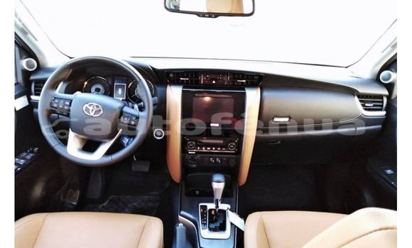 Buy Import Toyota Fortuner White Car in Import - Dubai in Marquesas Buy Import Toyota Fortuner White Car in Import - Dubai in Marquesas