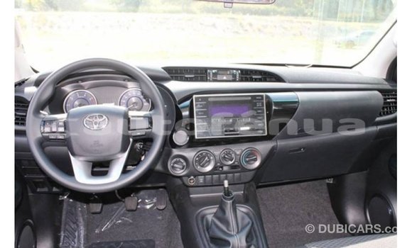 Buy Import Toyota Hilux White Car in Import - Dubai in Marquesas Buy Import Toyota Hilux White Car in Import - Dubai in Marquesas