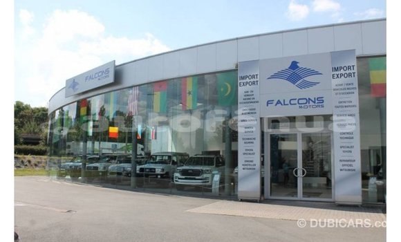 Buy Import Toyota Hilux White Car in Import - Dubai in Marquesas Buy Import Toyota Hilux White Car in Import - Dubai in Marquesas