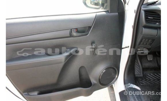 Buy Import Toyota Hilux White Car in Import - Dubai in Marquesas Buy Import Toyota Hilux White Car in Import - Dubai in Marquesas