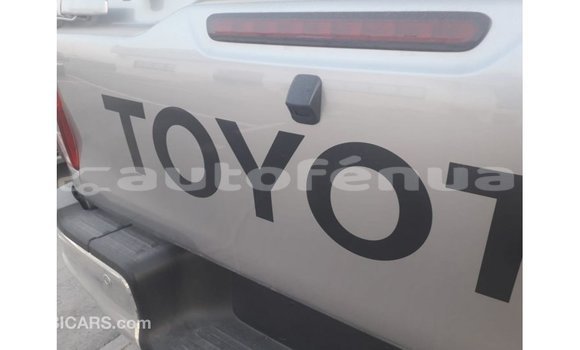 Buy Import Toyota Hilux Other Car in Import - Dubai in Marquesas Buy Import Toyota Hilux Other Car in Import - Dubai in Marquesas