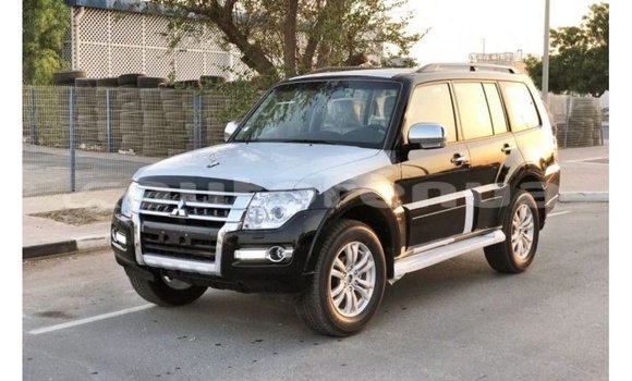 Acheter Import Voiture Mitsubishi Pajero Noir à Import - Dubai, Marquesas Acheter Import Voiture Mitsubishi Pajero Noir à Import - Dubai, Marquesas