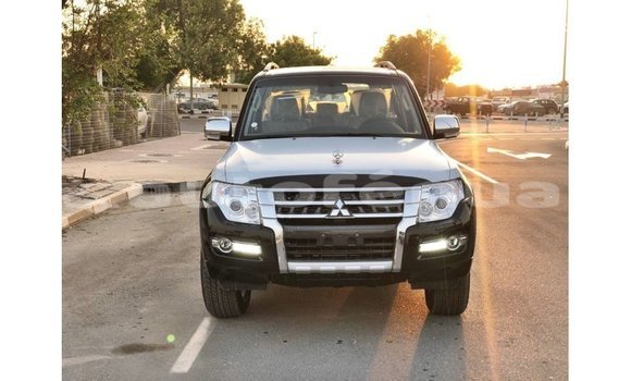 Buy Import Mitsubishi Pajero Black Car in Import - Dubai in Marquesas Buy Import Mitsubishi Pajero Black Car in Import - Dubai in Marquesas