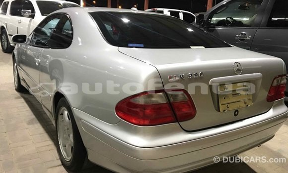 Buy Import Mercedes-Benz 190 (W201) Other Car in Import - Dubai in Marquesas Buy Import Mercedes-Benz 190 (W201) Other Car in Import - Dubai in Marquesas