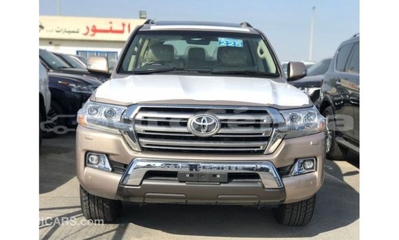Acheter Import Voiture Toyota Land Cruiser Autre à Import - Dubai, Marquesas Acheter Import Voiture Toyota Land Cruiser Autre à Import - Dubai, Marquesas