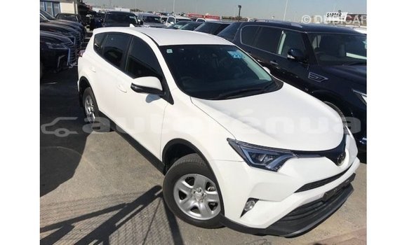 Buy Import Toyota 4Runner White Car in Import - Dubai in Marquesas Buy Import Toyota 4Runner White Car in Import - Dubai in Marquesas