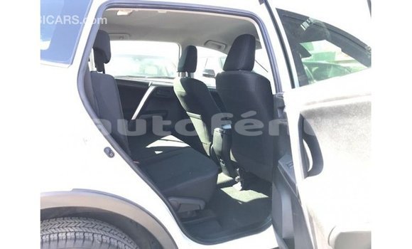 Buy Import Toyota 4Runner White Car in Import - Dubai in Marquesas Buy Import Toyota 4Runner White Car in Import - Dubai in Marquesas