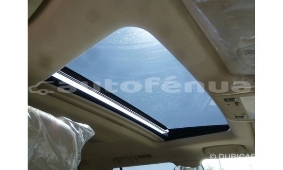 Acheter Import Voiture Toyota Land Cruiser Blanc à Import - Dubai, Marquesas Acheter Import Voiture Toyota Land Cruiser Blanc à Import - Dubai, Marquesas